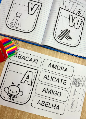 Bolsinho da Leitura – Alfabeto em Ação